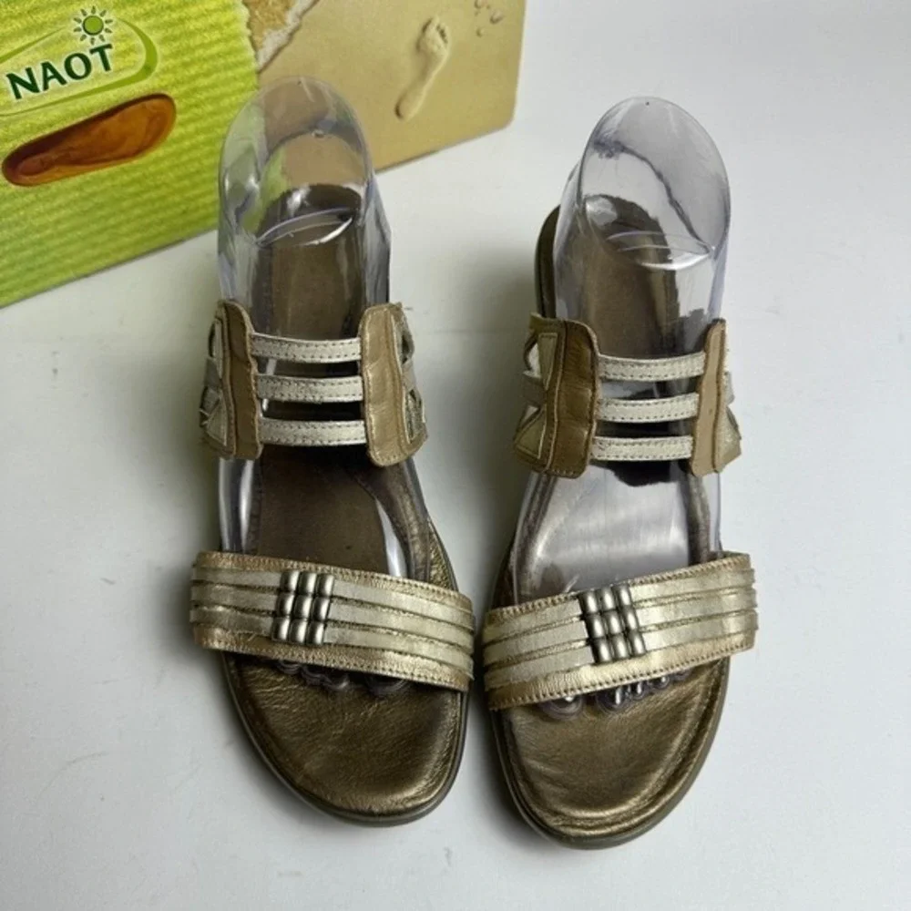 Naot afrodita women